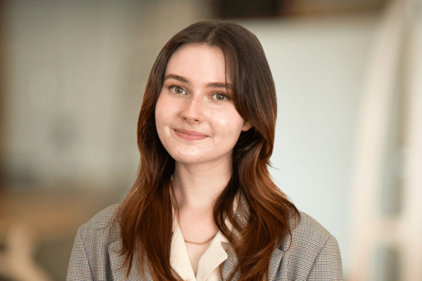 Headshot of Klaudia